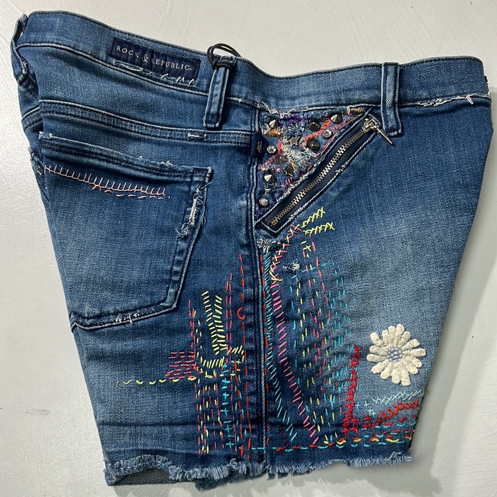 Hand stitched modified distressed denim Jean shorts blue size 8 peasant soft